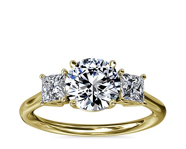 Three-Stone Princess Diamond Engagement Ring in 18k Yellow Gold (1/3 ct. tw.)