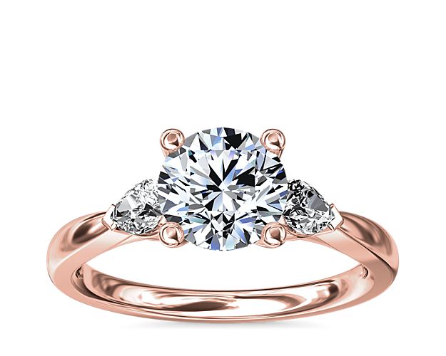 Pear Sidestone Diamond Engagement Ring in 14k Rose Gold (1/4 ct. tw.)