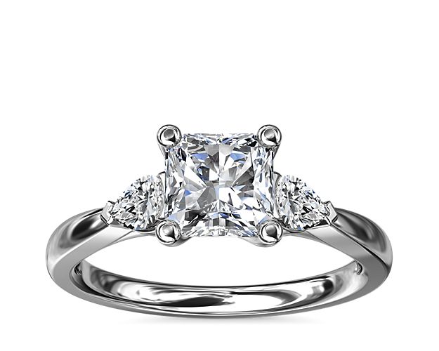 Pear Sidestone Diamond Engagement Ring in 14k White Gold (1/4 ct. tw.)